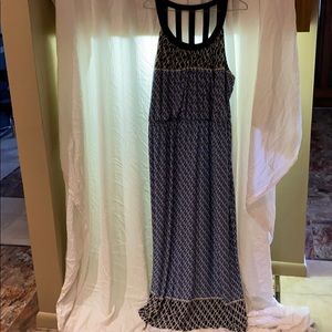 NWT Women’s Maxi Dress Size 20W.